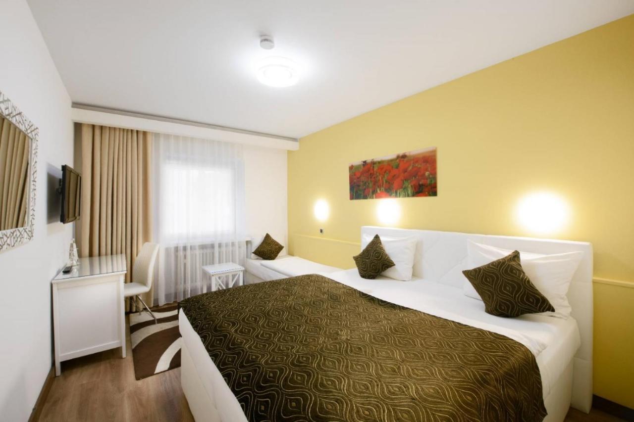 Rivoli Hotel 3*