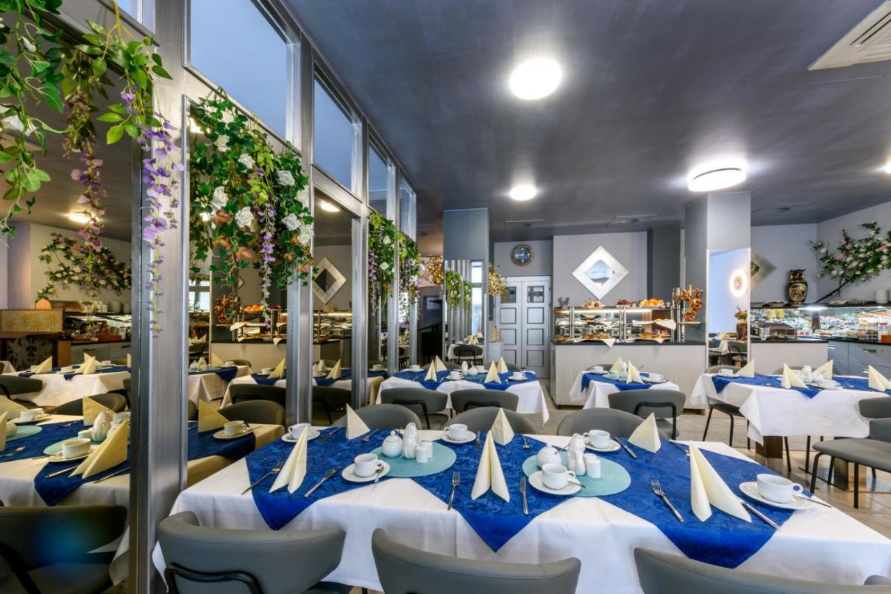 Rivoli 3*